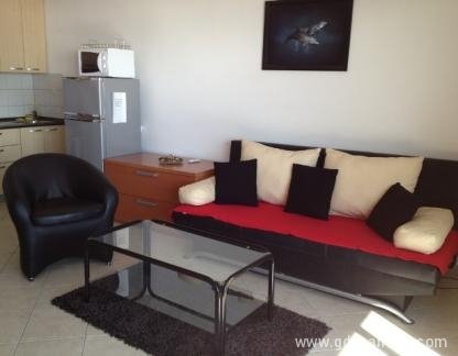 Apartman Sunburst (2+2), private accommodation in city Čiovo, Croatia